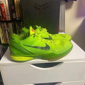 Nike Kobe 6 (grinch colorway)